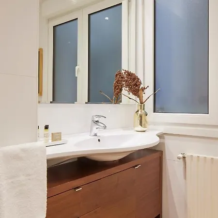 Mirakruz H By Feelfree * San Sebastián